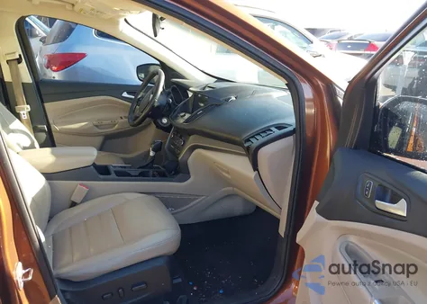 2017 Ford Escape Se из США, поврежденный, VIN 1FMCU0GD1HUD53230